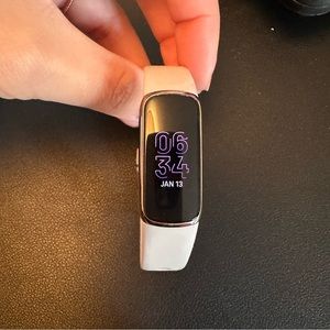 Fitbit Luxe Fitness & Wellness Tracker - Lunar White/Soft Gold Stainless Steel
